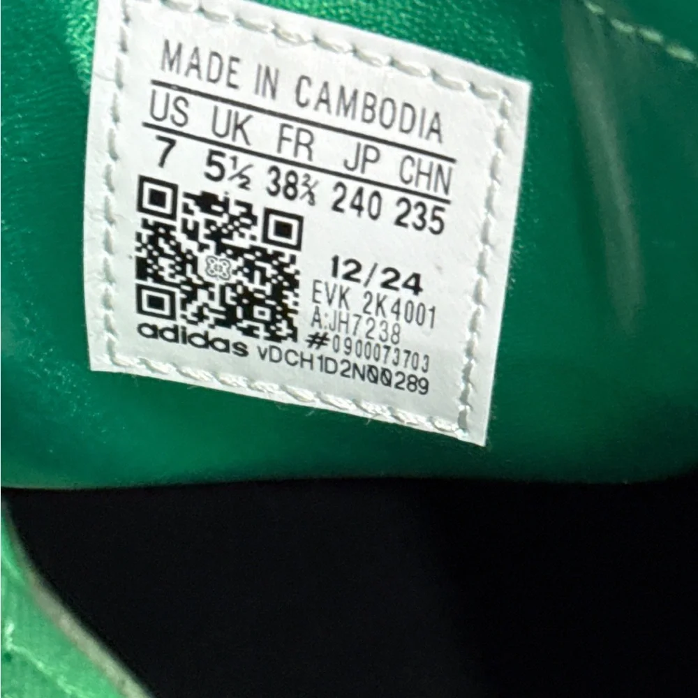 Adidas Originals SL 72 Women’s Metallic Green and Black Sneakers, Size 7. New!